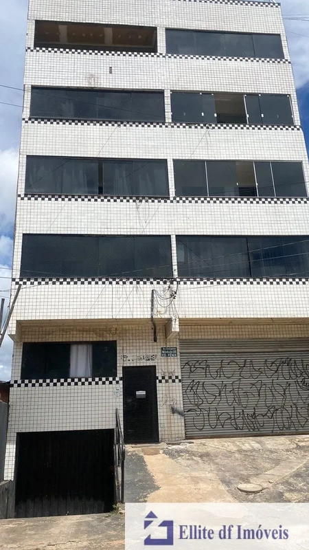 ALUGA-SE LOJA – RIACHO FUNDO 1Excelente oportunidade para o seu negócio!Loja com...