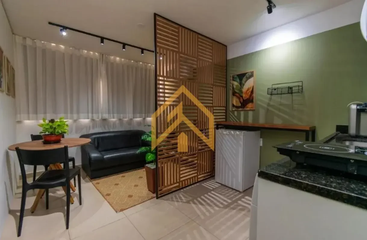 Excelente Apartamento Mobiliado e DecoradoSCRN 714/715Área: 27,00 m²Sala com sof...