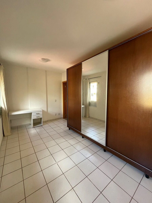 QMSW 5 Lote 8, Apartamento 111, Boulevard Antares IIAluguel - R$ 1.800,00Condomí...