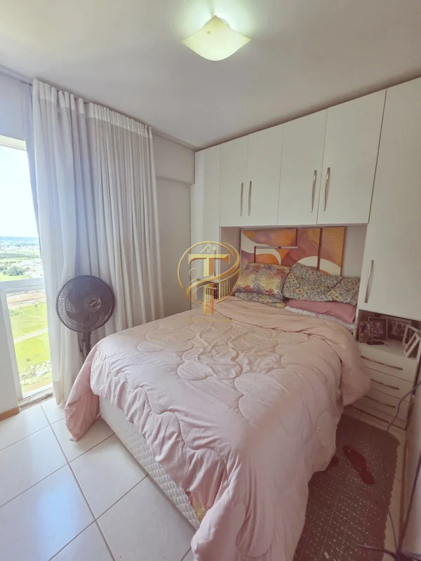 Apartamento com varanda, 2 Quartos, Andar alto, Vista Livre, Armários, Lazer Com...
