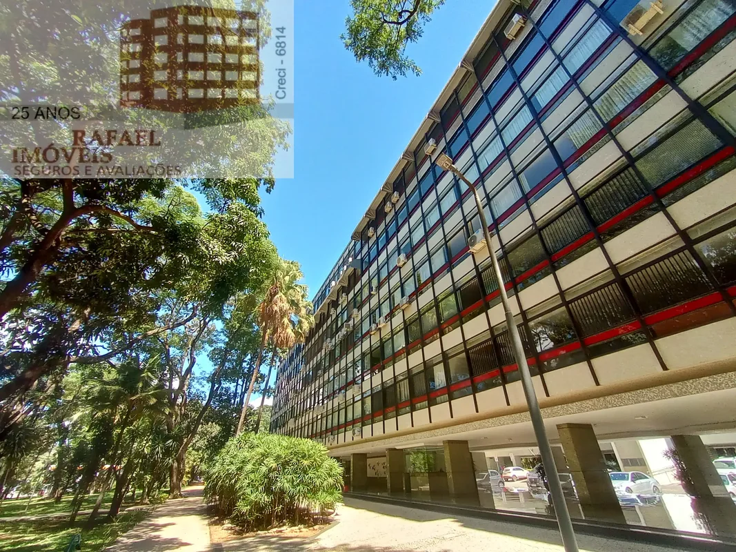 Apartamento reformado, com 260m² de área privativa, completamente reformado vaza...