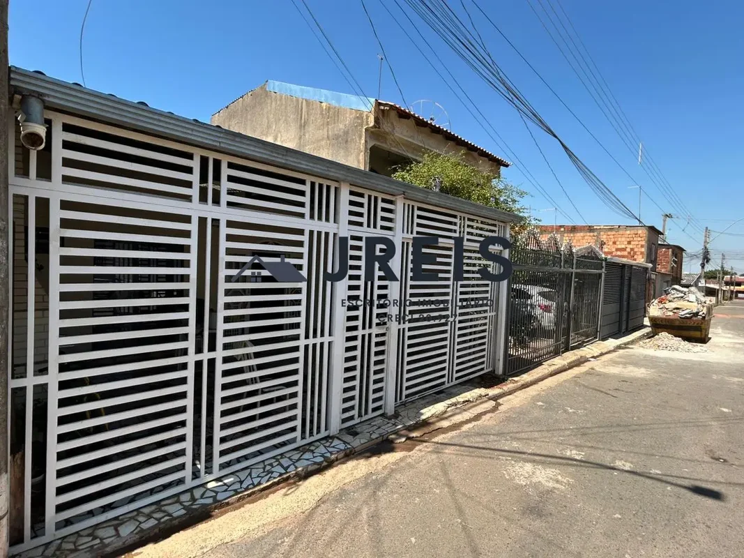 JREIS ESCRITÓRIO IMOBILIÁRIO* Localização privilegiada, próxima a escolas, merca...