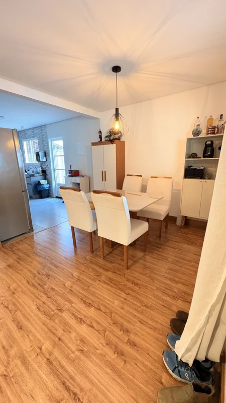 Madel Imobiliária casa na em Nova Colina, Sobradinho.DESCRIÇÃO:3 quartos sendo u...