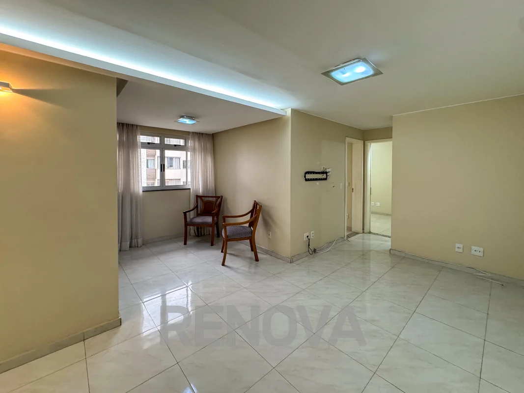 Ótimo apartamento desocupado e pronto para morar na SQN 216, Asa Norte, Brasília...