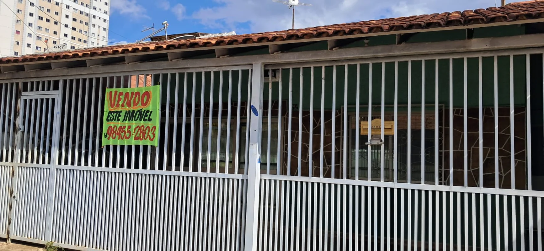 Descubra uma oportunidade única de morar em uma casa confortável e bem localizad...