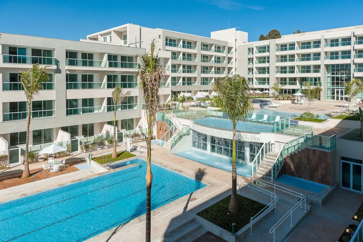 Apartamento à venda no Brisas do Lago, SCES Trecho 04, Asa Sul - Brasília.3 expe...