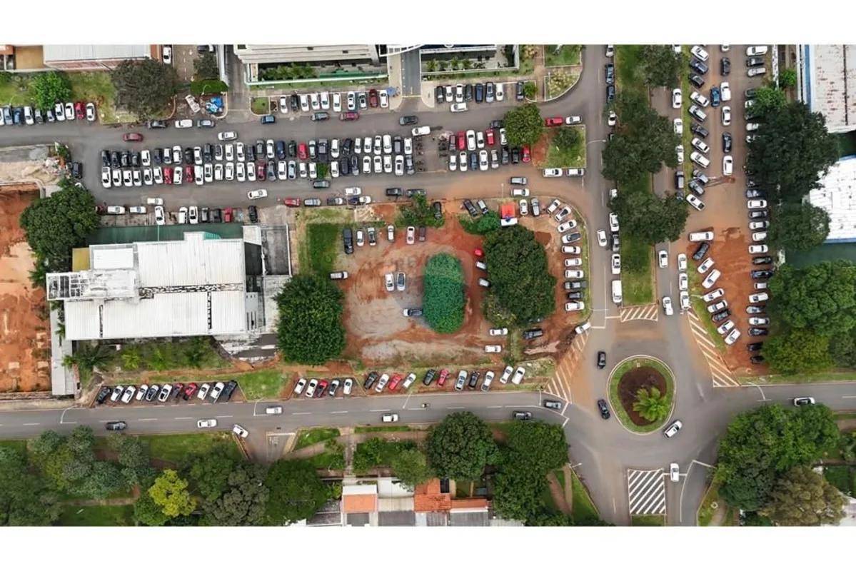 Oportunidade Estratégica na Asa Sul: Projeção na W5 Sul (709/909)Invista no cora...