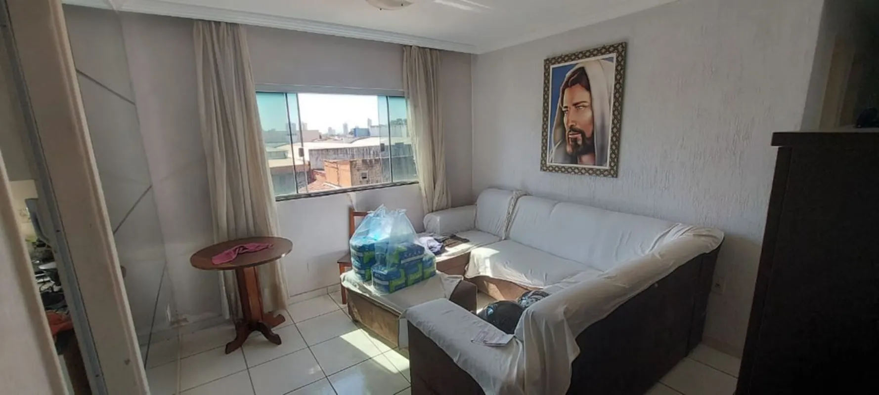 Apartamento 2Q 63m² rico em Armarios - O predio tem 3 andares e não possui eleva...