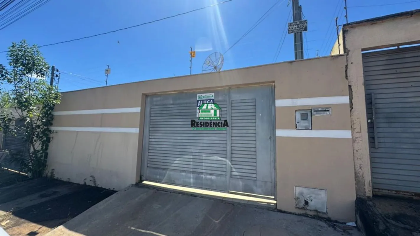 Casa contendo:- 03 quartos sendo 01 suíte - Banheiro social - Sala - Cozinha com...