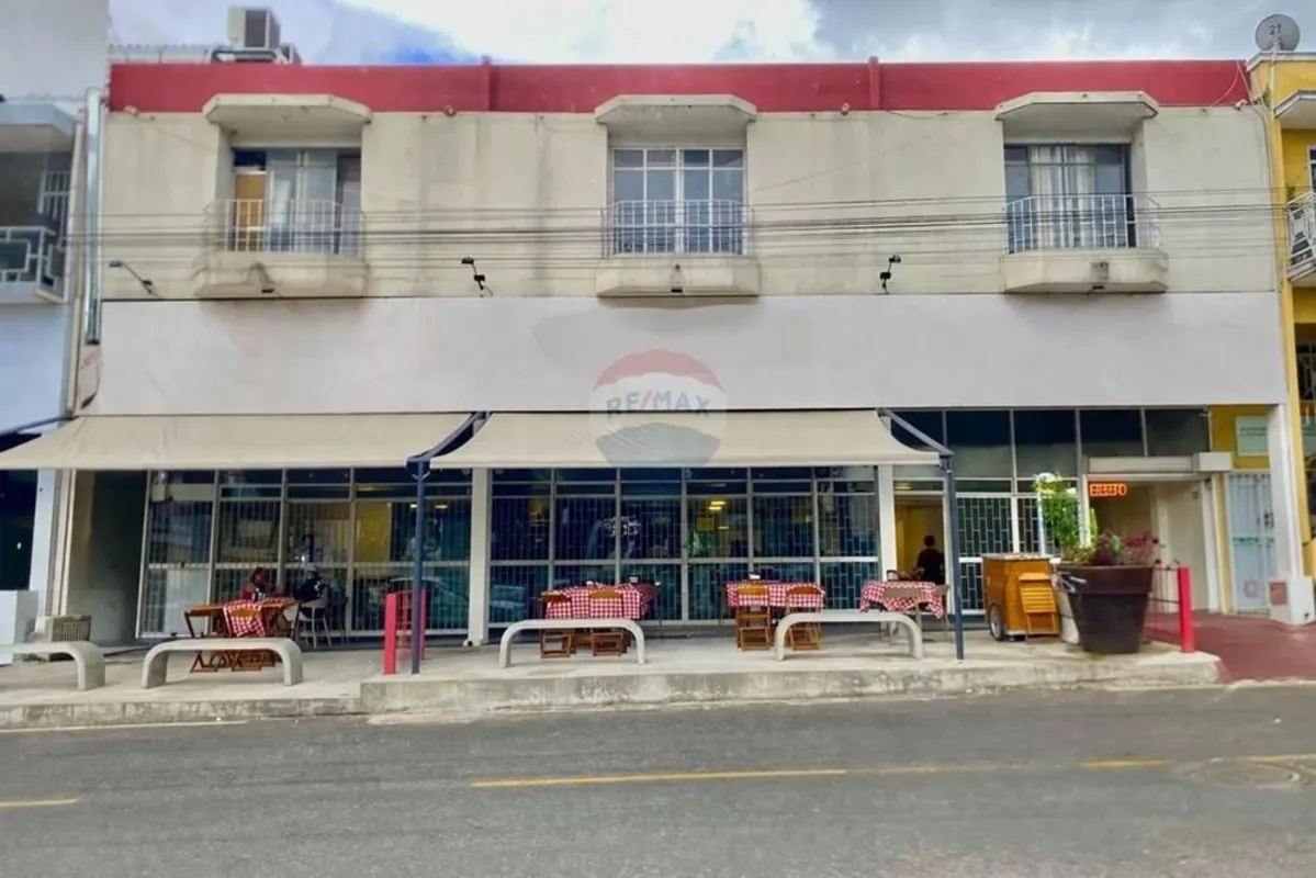 Prédio comercial com locação ativa- 949,74 m² de área útil- 252 m² de área total...