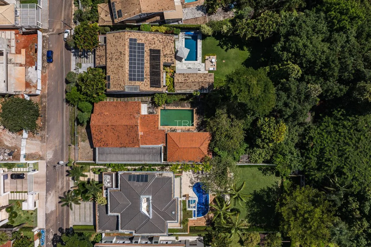 Casa com 3 quartos, sendo 1 suíte, à venda na SHIS QL 22, Lago Sul - Brasília.4 ...