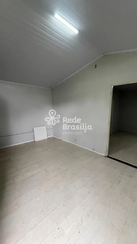 TH34881 - Qe 21 Guará, Kitnet 01 quarto 30m². Agende sua visita! Imóvel composto...