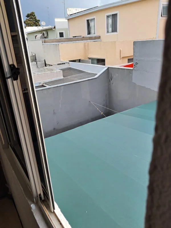 A GCASTRO IMÓVEIS VENDE ÓTIMA CASA !!!Casa 3 quartos na QC 06Já com reforma Ampl...