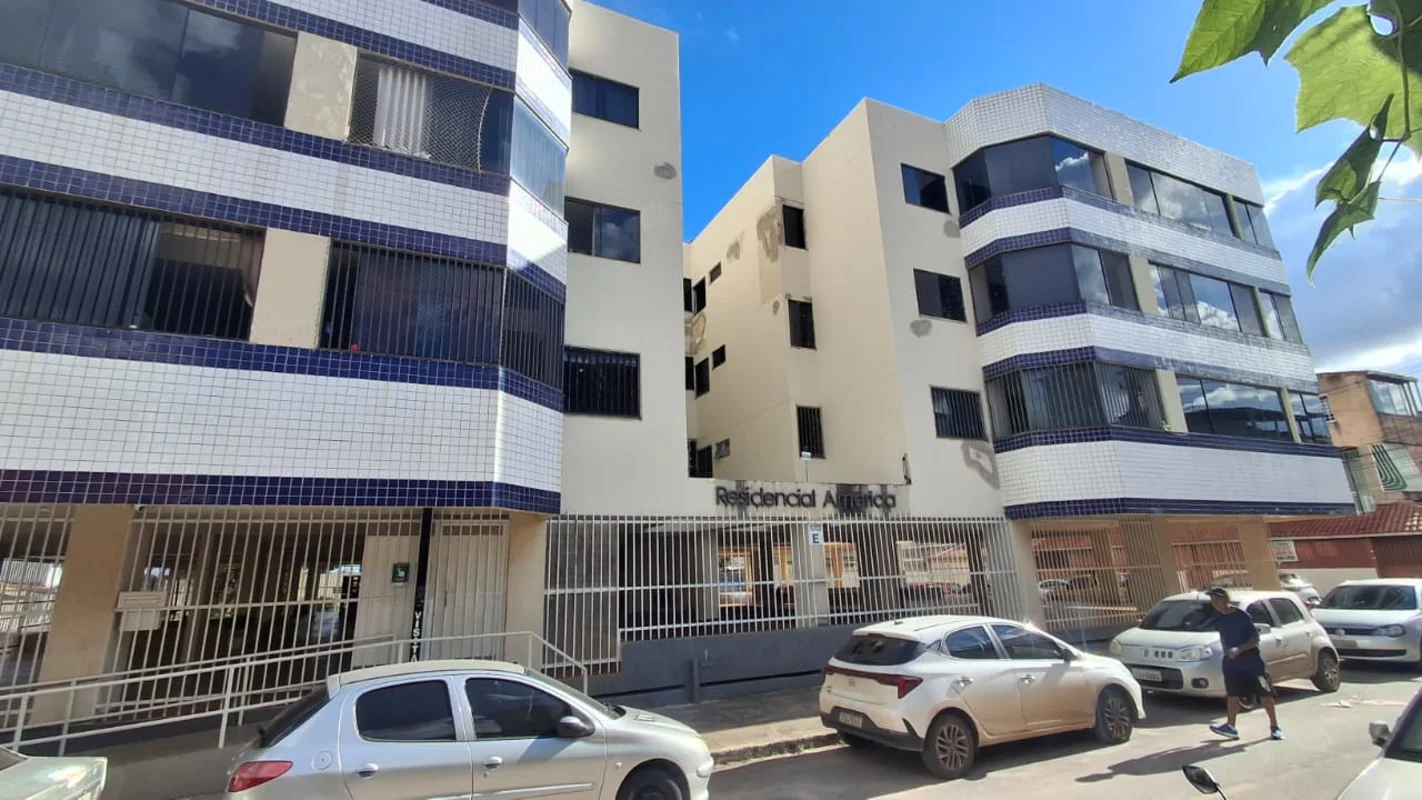 01 - PROXIMIDADES;- COMÉRCIO LOCAL- COLEGIO ROGACIONISTA- PANIFICADORA PAIHOCA02...