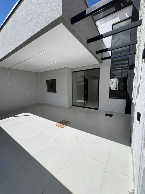 LENIÉR CURADORIA IMOBILIÁRA VENDE DESLUMBRANTE CASA | ALTO PADRÃO | SAMAMBAIA NO...