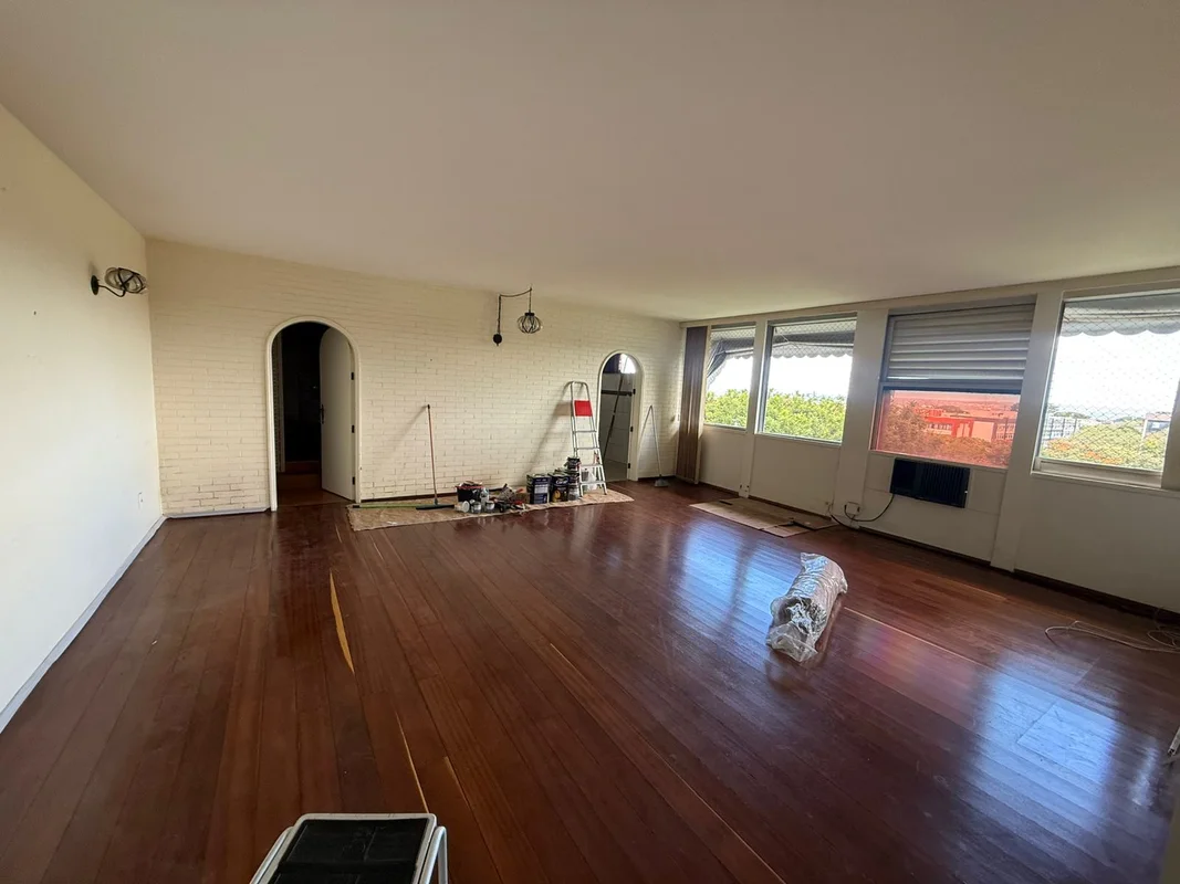 Alugo excelente apartamento 3 quartos, na SQS 109, bloco A, Asa Sul.137 metros| ...