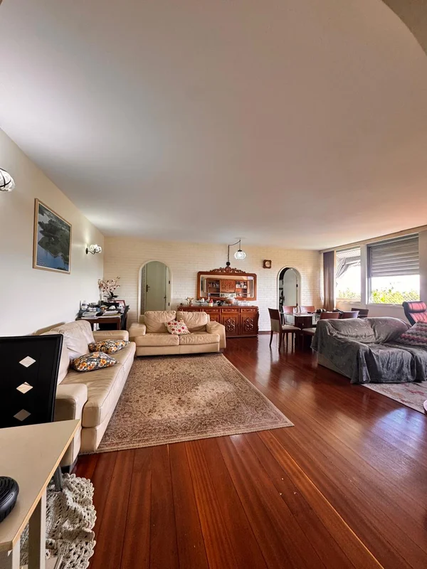 Alugo excelente apartamento 3 quartos, na SQS 109, bloco A, Asa Sul.137 metros| ...