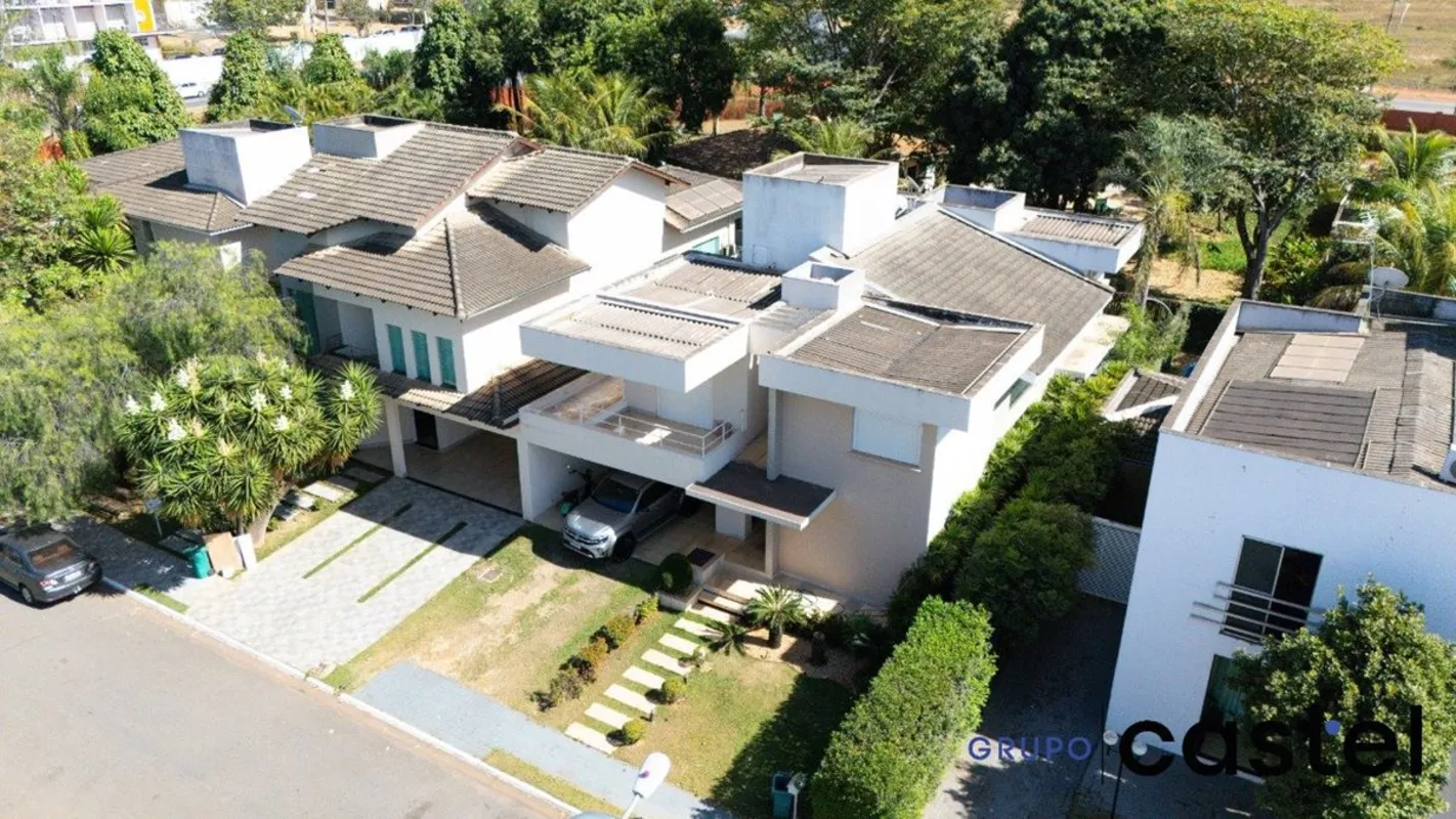 Sobrado no Jardins Atenas - Goiânia- 3 suítes, sendo a principal com excelente e...