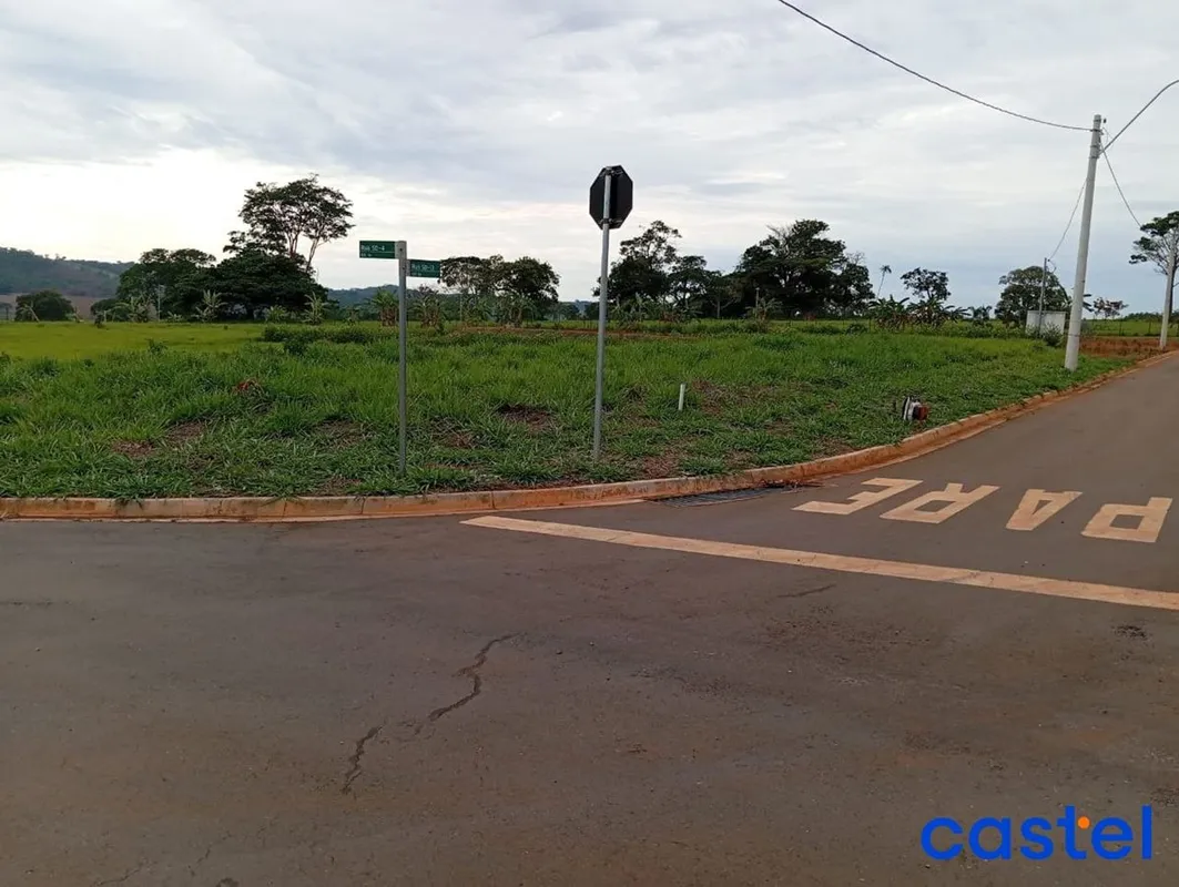 Terreno - Condomínio Floresta Florata - 2.032 m² - Zona Rural de Santo Antônio d...