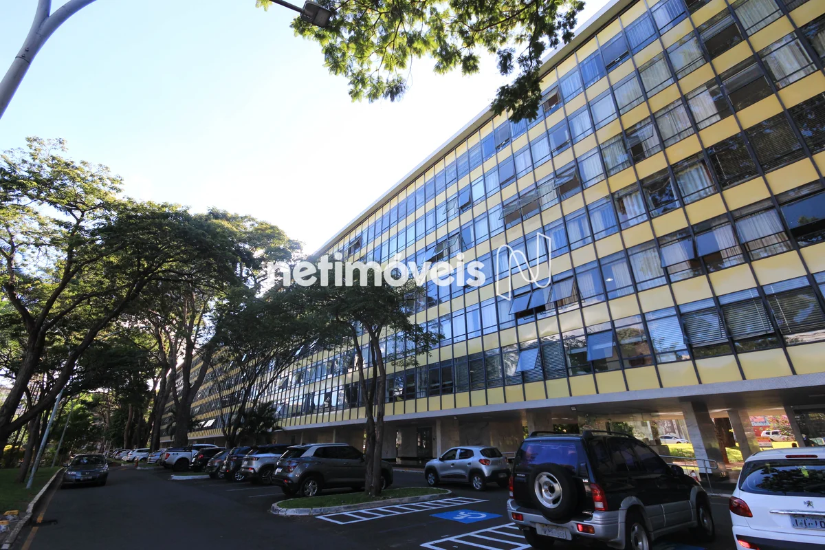 SQS 308 Bloco I – Asa Sul | 3 Quartos com Suíte e ClosetExcelente apartamento lo...