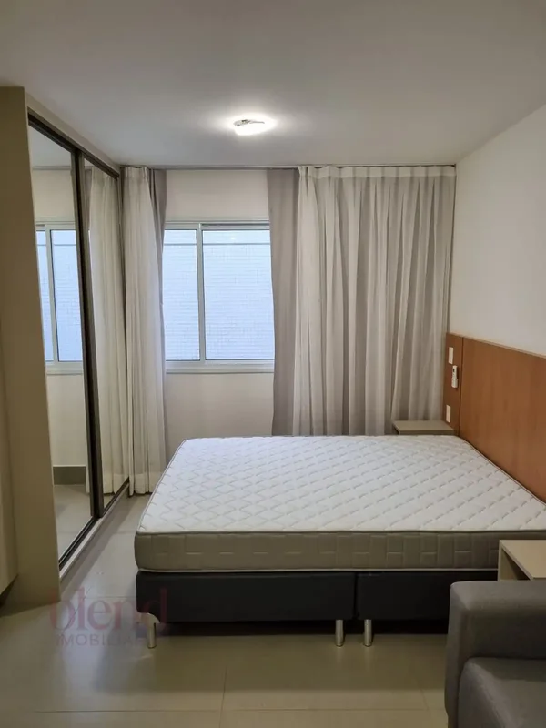 Especificações:- Apartamento de 01 quarto com armários- Ar Condicionado- Sala co...