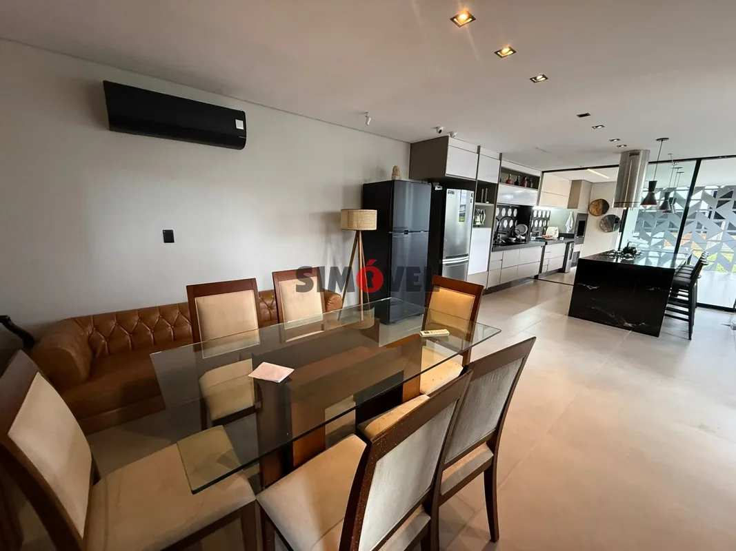 300m², alto padrão, mobiliada, 4 suítes, closet, piscina, churrasqueira - R$: 1....