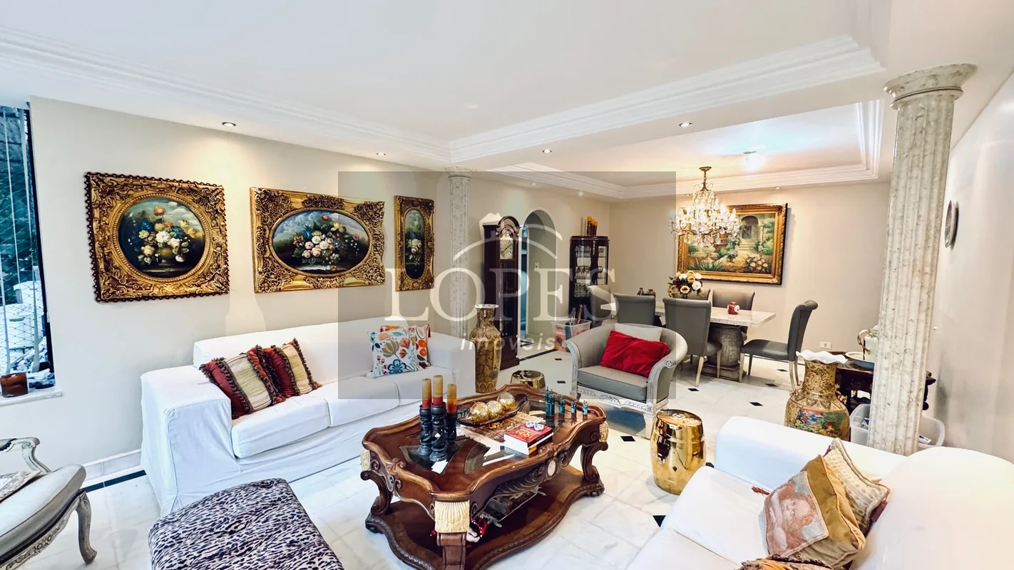 Apartamento amplo reformado com vista livre e localização estratégica na SQN 304...