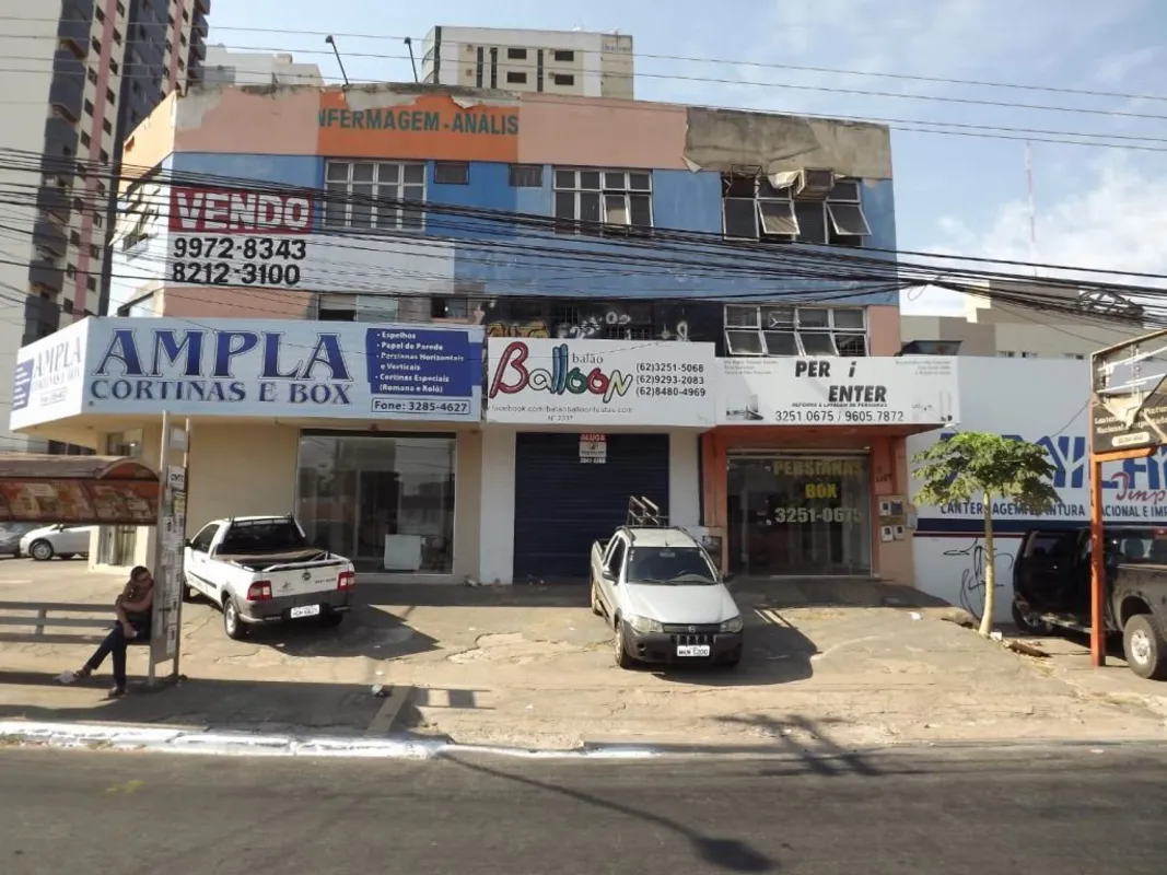 Sala com 70m², 01 banheiro, mezanino, piso em cerâmica, forro e laje.Ecxelente l...