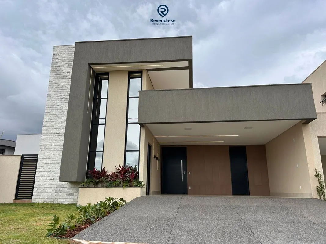 Oportunidade de morar em um dos melhores condomínios de Aparecida de Goiânia. Ca...