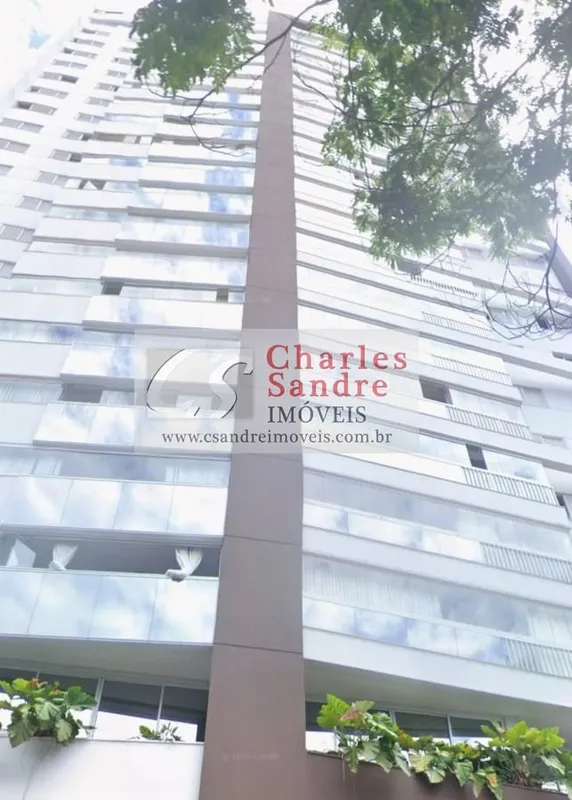 Residencial Ária das Artes no Setor Oeste Belíssimo Apartamento rico em armários...