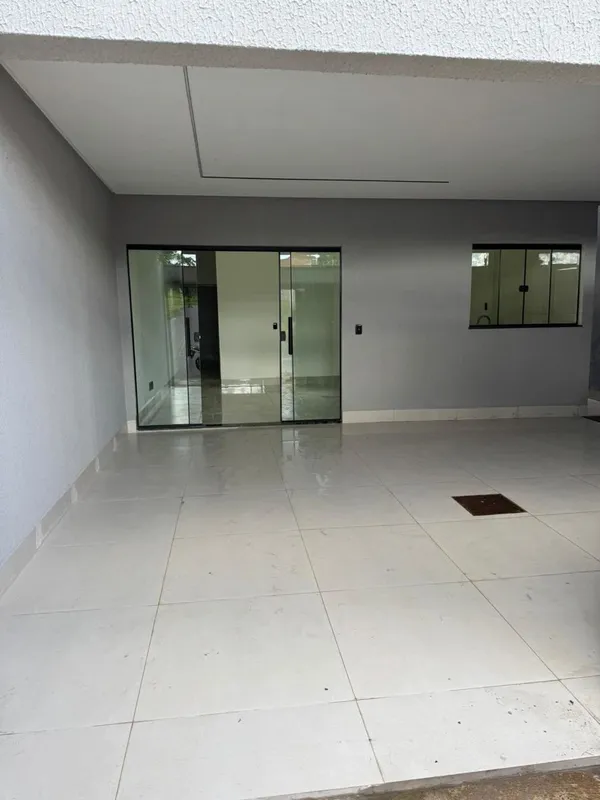 CASA COM PÉ DIREITO DUPLO + ÁREA GOURMET | OPORTUNIDADE ABAIXO DA AVALIAÇÃOÁrea ...