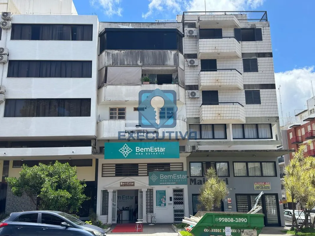 EXECUTIVA IMÓVEIS ALUGAAPARTAMENTO APARTAMENTO PARA CASAL NA 714/715Endereço:SCR...