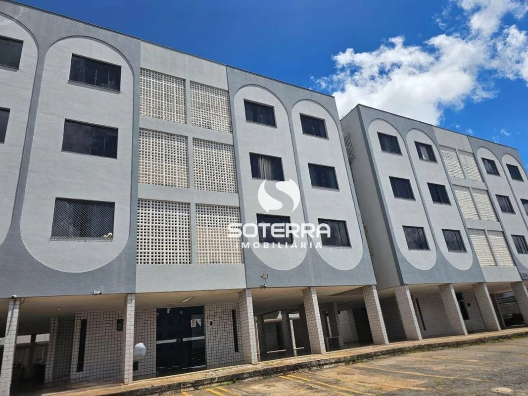 Soterra Imobiliária disponibiliza para venda excelente apartamento na QNL 23Poss...