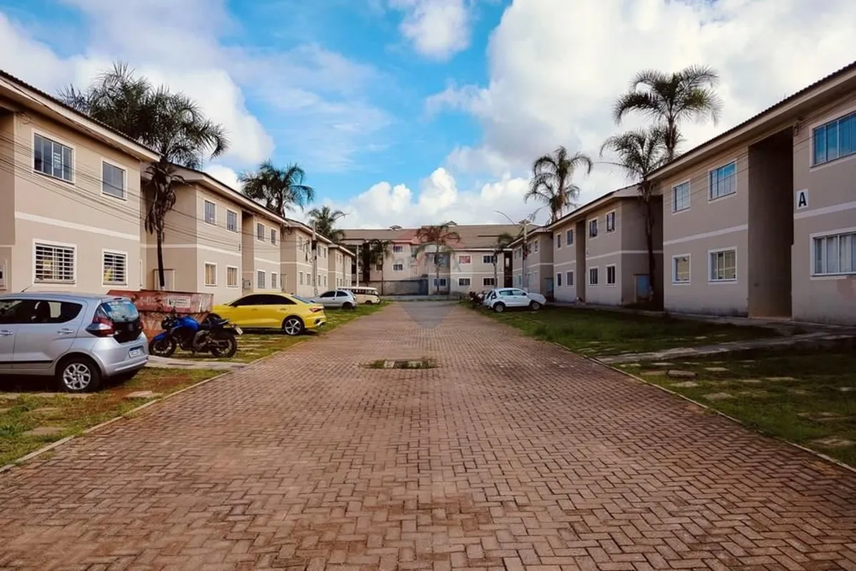 Se você procura um imóvel barato, bem localizado dentro do condomínio e pronto p...