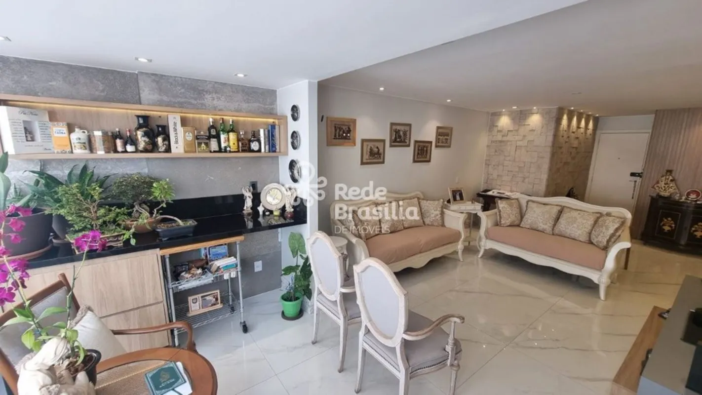 Rua 28 Norte Reformado - 3 Suítes - 3 Vagas- Residencial Via MajesticMorar bem e...