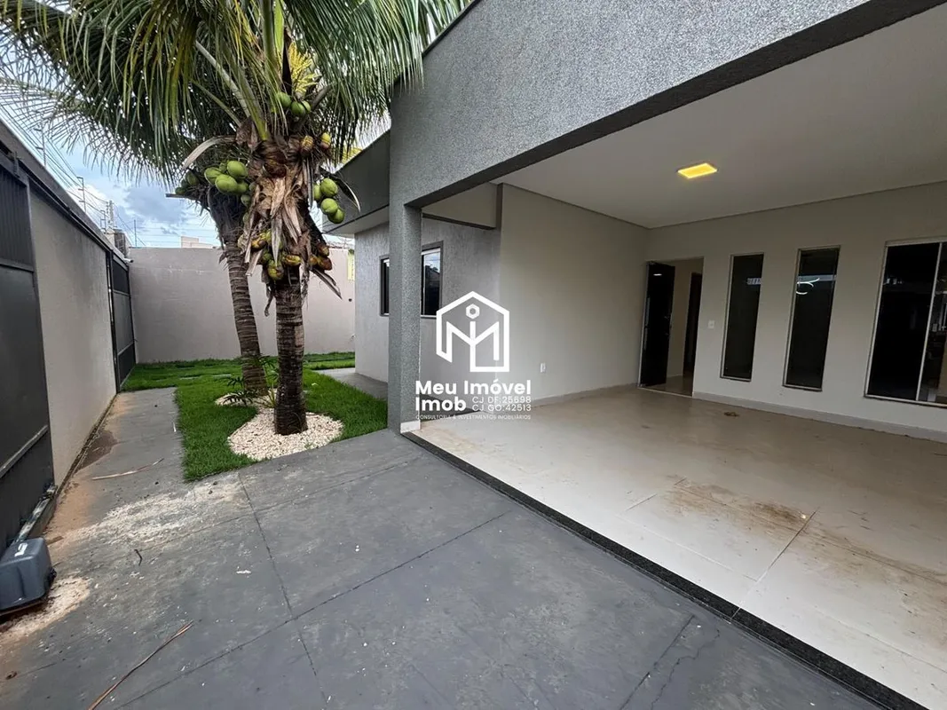 Excelente casa disponível para venda, com 170 m² de área construída em um terren...