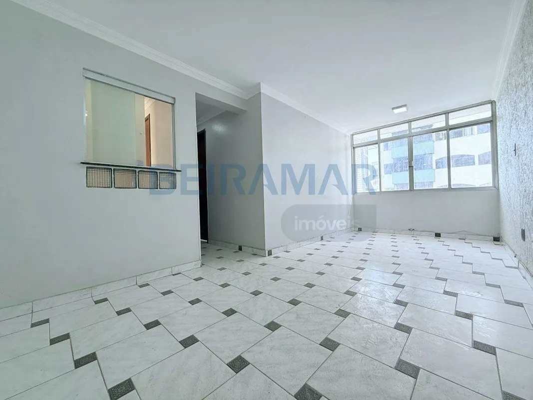 Imóvel bem distribuído, ideal para quem busca conforto e praticidade em uma loca...