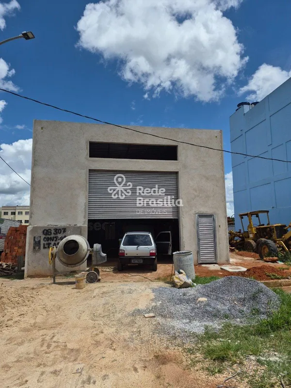 TH34899 - Qs 307 Samambaia, Ótima Loja, 123m². Agende sua visita! Ótimo galpão e...