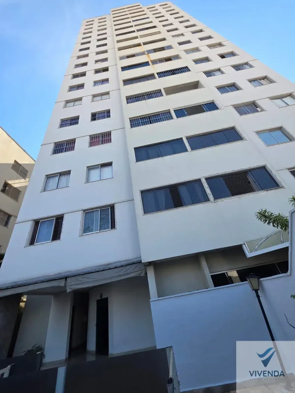 More em uma das regiões mais valorizadas da cidade!Apartamento localizado no Set...