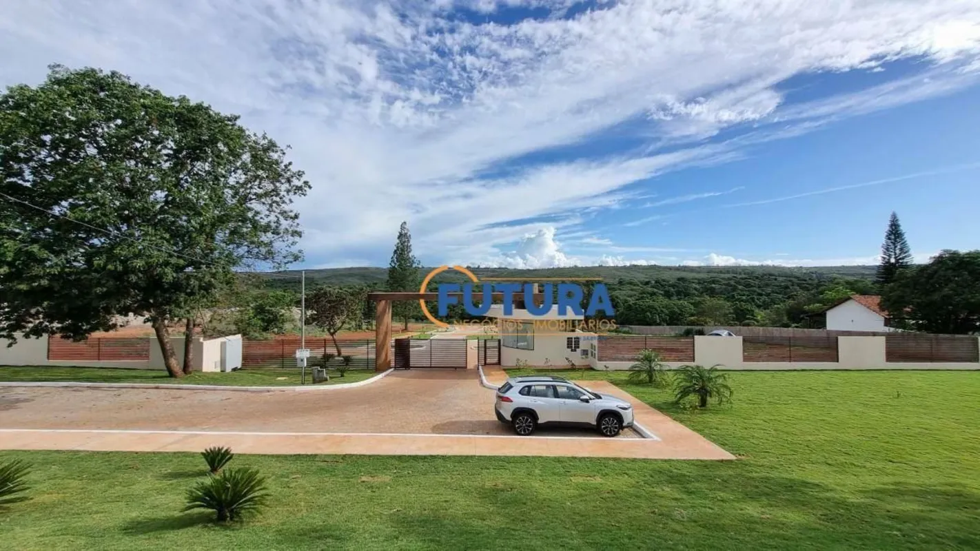 A FUTURA NEGÓCIOS IMOBILIÁRIOS disponibiliza para VENDA:Excelente Terreno com 2....
