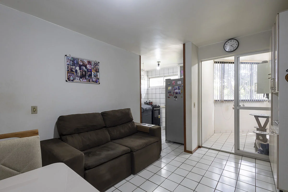 Vendo com EXCLUSIVIDADE, apartamento de 2 quartos na Asa Norte, na SHCGN 703 com...