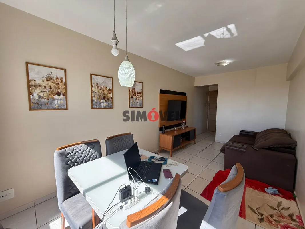 54m², 2 quartos, garagem, a 600m da Estação Samambaia, Res. Estoril, QR 104 - R$...