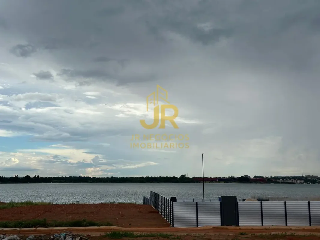 Lote residencial exclusivo no SMLN ML Trecho 10, Lago Norte, Brasília. Com 2.500...