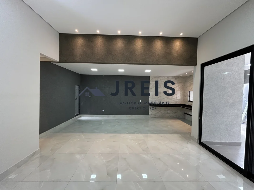 JREIS ESCRITÓRIO IMOBILIÁRIOAceita financiamento!Casa sendo:* 3 quartos sendo um...