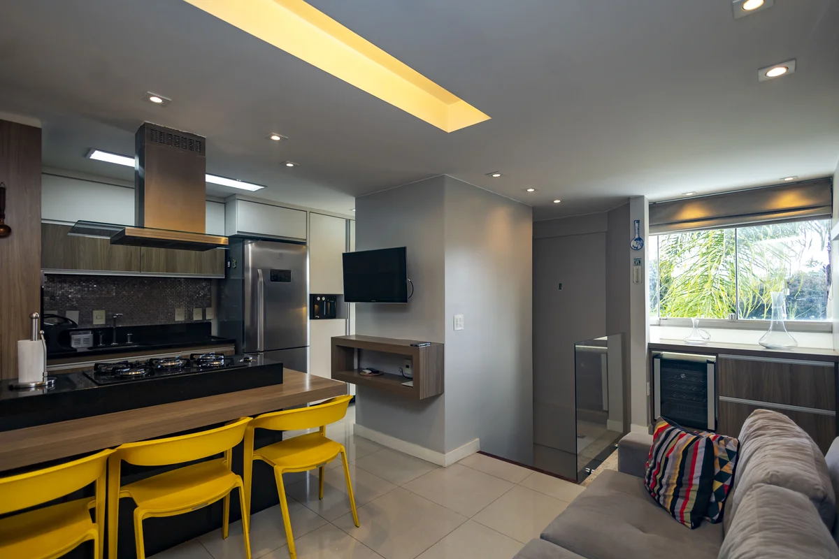 SHIN CA 09 – VINÃ DEL LAGO – DUPLEX – 63m² - SUÍTE COM CLOSET – VARANDA - LAVABO...