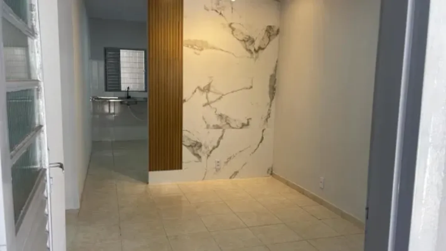 Conheça esta charmosa casa de 2 dormitórios na Quadra 10, SETOR DE CHACARAS ANHA...