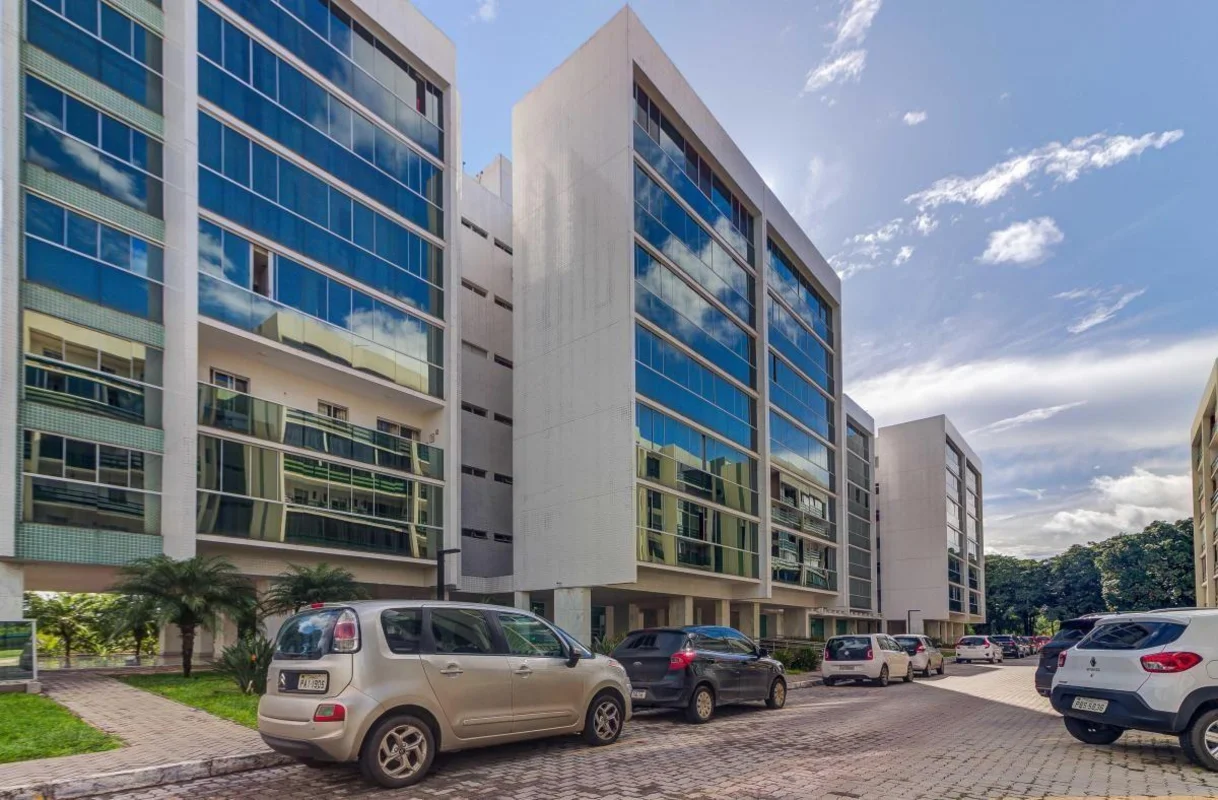 ANNA CHRISTINA MOURÃO VENDE COM EXCLUSIVIDADE excelente apartamento 2 quartos, a...