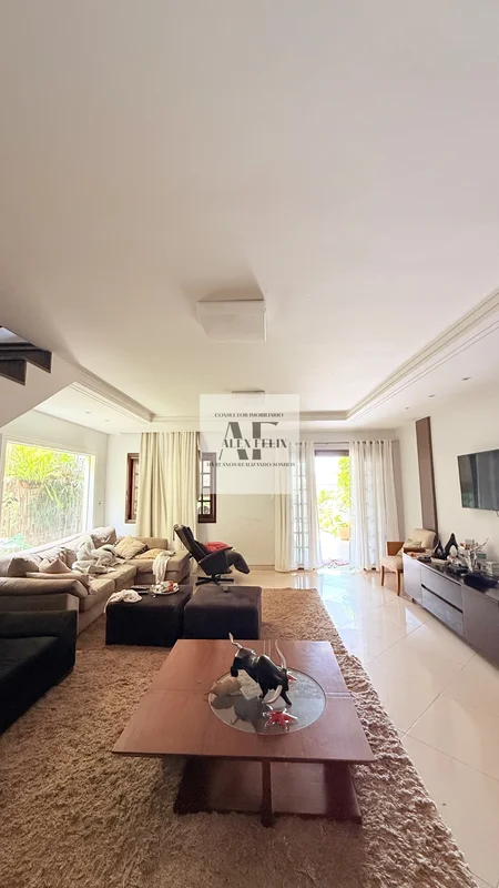 Casa de alto padrão à venda no Vicente Pires, DF – uma residência espaçosa, bem ...
