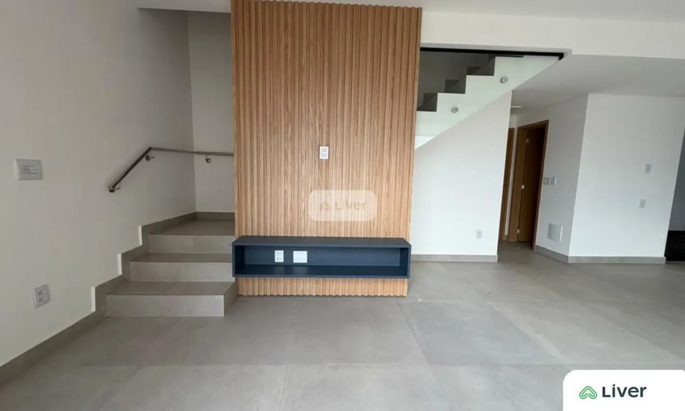 Sobrado de Esquina – 4 Quartos (3 Suítes) + Escritório – Primeira Locação – Cond...