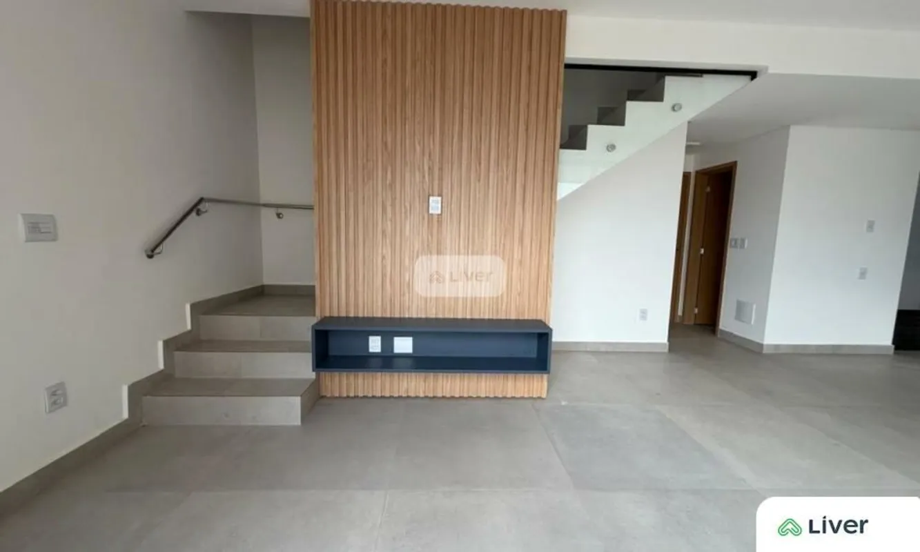 Sobrado de Esquina – 4 Quartos (3 Suítes) + Escritório – Primeira Locação – Cond...